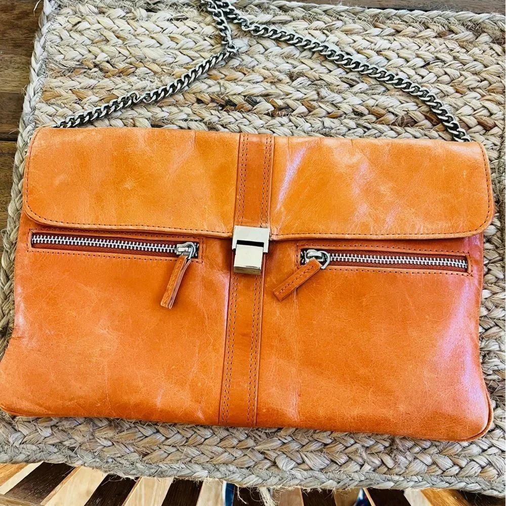 IRIS TYLER Elegant Tan Leather Shoulder Bag; measurements: 12x7 & 24 “ chain